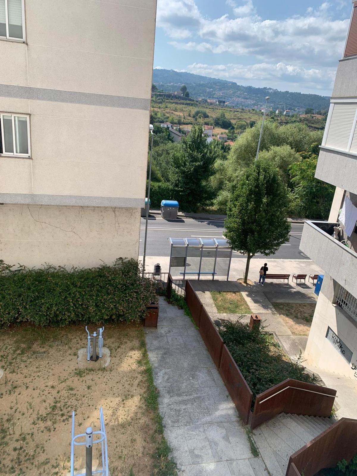O Pisino Apartment Оуренсе Екстериор снимка