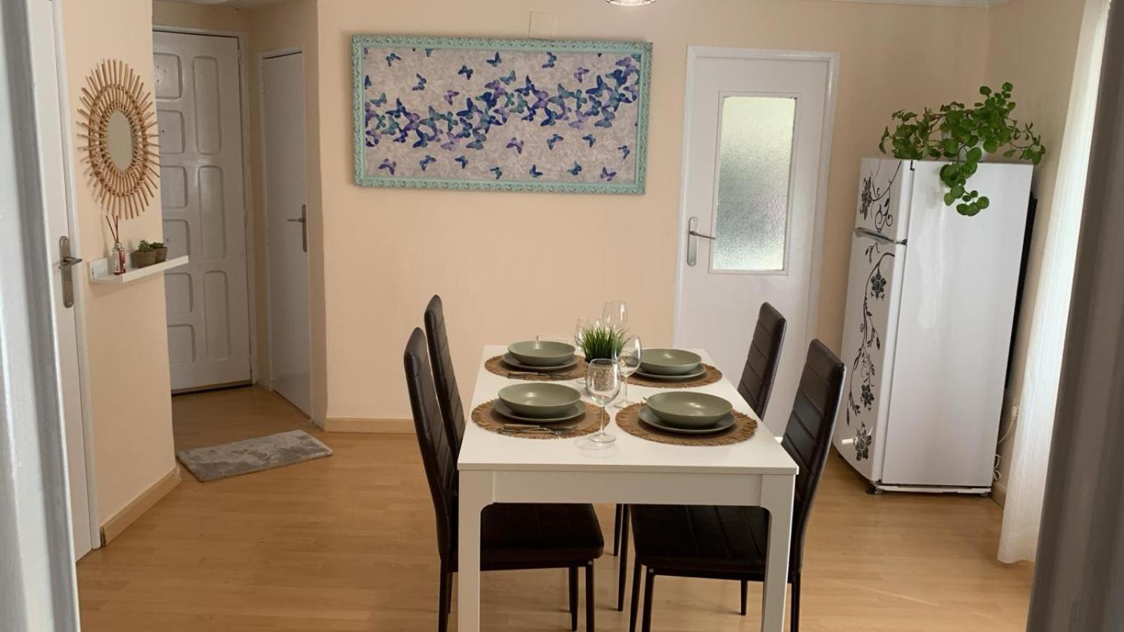 O Pisino Apartment Оуренсе Екстериор снимка