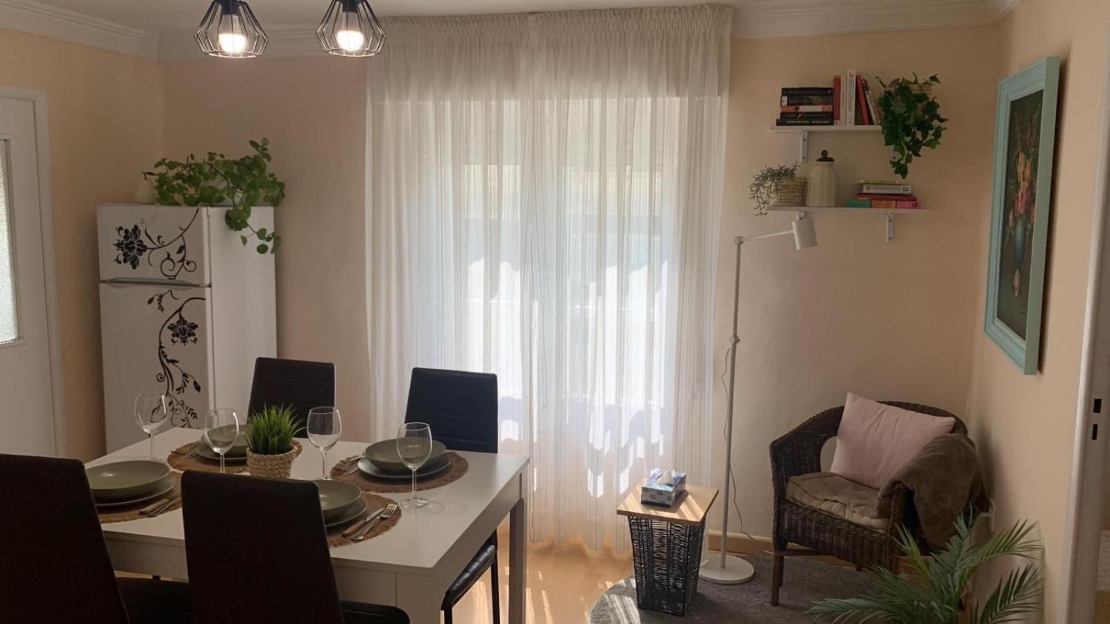 O Pisino Apartment Оуренсе Екстериор снимка